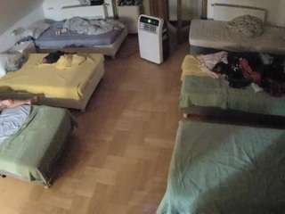 voyeurcam-julmodels-bed-6