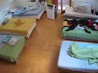 voyeurcam-julmodels-bed-6 Cam Models camsoda