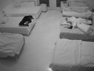 voyeurcam-julmodels-bed-6 Voyeur Video Cam camsoda