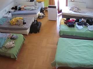 Live Nude Cam Models voyeurcam-julmodels-bed-6 camsoda