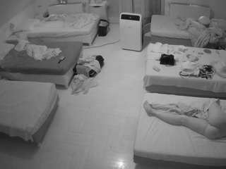 voyeurcam-julmodels-bed-6 Live Voyeur Webcams camsoda