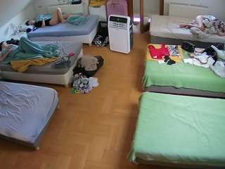 camsoda voyeurcam-julmodels-bed-6