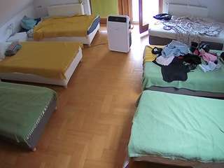 camsoda voyeurcam-julmodels-bed-6