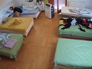 voyeurcam-julmodels-bed-6 Model Webcam camsoda