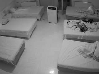 Live Voyeurcam camsoda voyeurcam-julmodels-bed-6