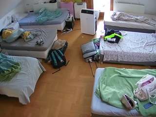 Free Live Cam Models camsoda voyeurcam-julmodels-bed-6