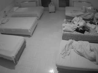 Cam Models camsoda voyeurcam-julmodels-bed-6