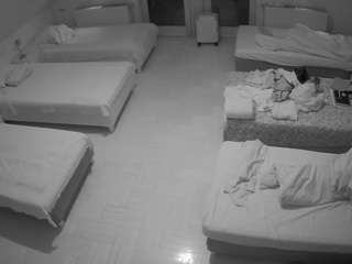 Cam Model Site camsoda voyeurcam-julmodels-bed-6