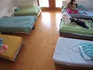 Models Masterbating camsoda voyeurcam-julmodels-bed-6