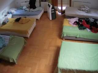 Xhamsterlive camsoda voyeurcam-julmodels-bed-6