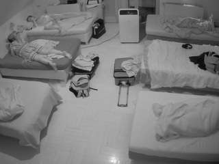 Villa Voyeur camsoda voyeurcam-julmodels-bed-6