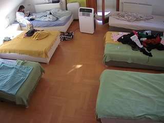 Male Cam Models camsoda voyeurcam-julmodels-bed-6