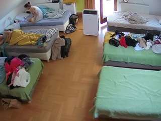 Voyeur Cam Live camsoda voyeurcam-julmodels-bed-6