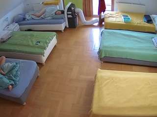 Roommate Voyeur camsoda voyeurcam-julmodels-bed-6