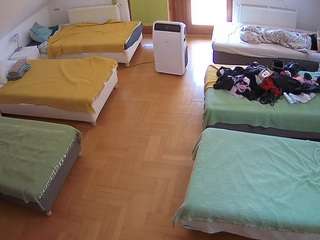 Soda Voyu camsoda voyeurcam-julmodels-bed-6