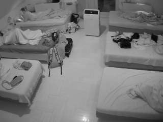 Cam Models camsoda voyeurcam-julmodels-bed-6