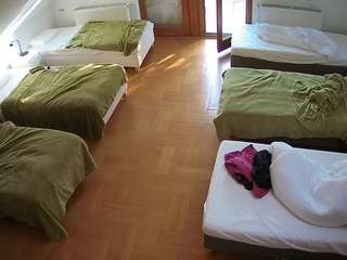 voyeurcam-julmodels-bed-6