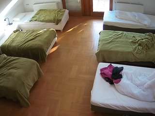 voyeurcam-julmodels-bed-6