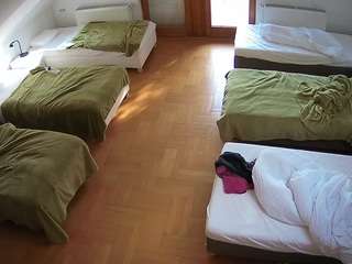 voyeurcam-julmodels-bed-6