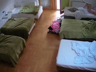 voyeurcam-julmodels-bed-6