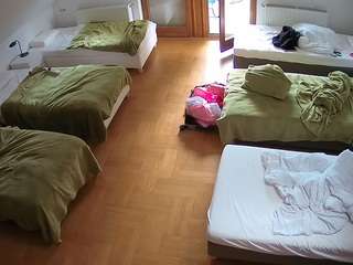 voyeurcam-julmodels-bed-6