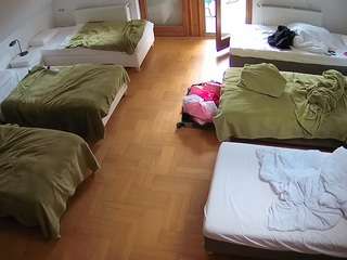 voyeurcam-julmodels-bed-6