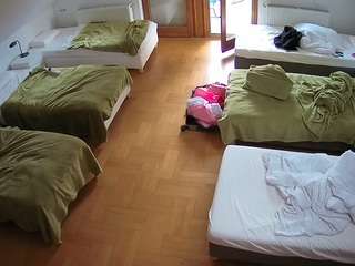 voyeurcam-julmodels-bed-6