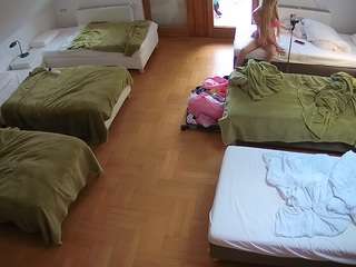 voyeurcam-julmodels-bed-6