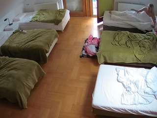 voyeurcam-julmodels-bed-6