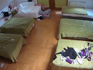 voyeurcam-julmodels-bed-6