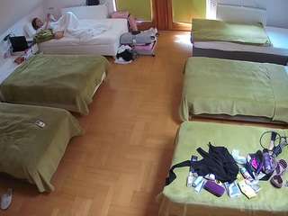 voyeurcam-julmodels-bed-6