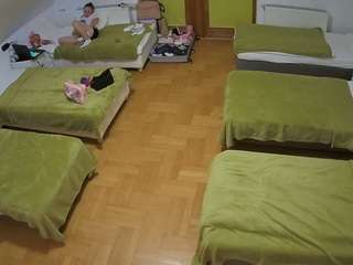voyeurcam-julmodels-bed-6