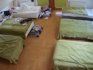 voyeurcam-julmodels-bed-6
