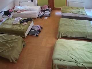 voyeurcam-julmodels-bed-6