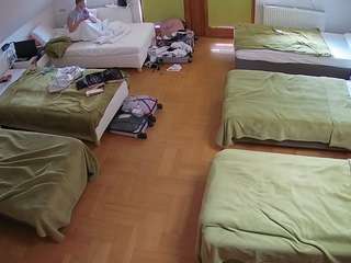 voyeurcam-julmodels-bed-6