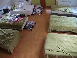 voyeurcam-julmodels-bed-6