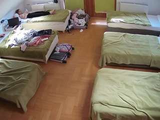 voyeurcam-julmodels-bed-6 Thumb Image