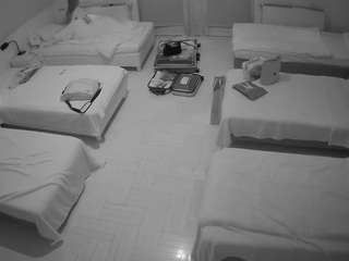 voyeurcam-julmodels-bed-6 - Live Cam