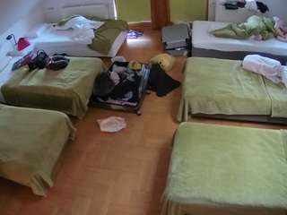 voyeurcam-julmodels-bed-6