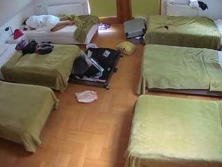 voyeurcam-julmodels-bed-6