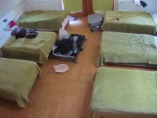voyeurcam-julmodels-bed-6