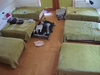 voyeurcam-julmodels-bed-6