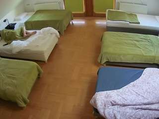 voyeurcam-julmodels-bed-6 camsoda