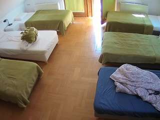 voyeurcam-julmodels-bed-6 camsoda