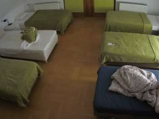 voyeurcam-julmodels-bed-6 camsoda