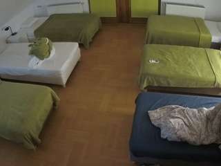 voyeurcam-julmodels-bed-6 camsoda