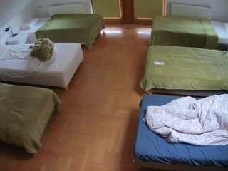 voyeurcam-julmodels-bed-6 camsoda