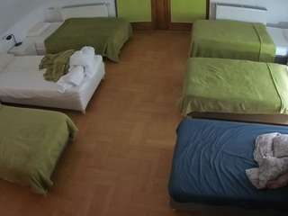 voyeurcam-julmodels-bed-6 camsoda