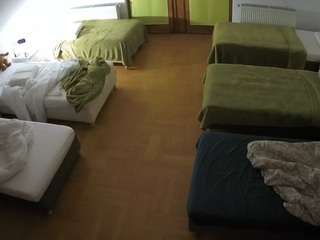 voyeurcam-julmodels-bed-6