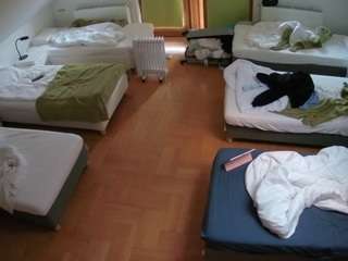 voyeurcam-julmodels-bed-6